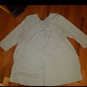Hannah tunic blouse size XL